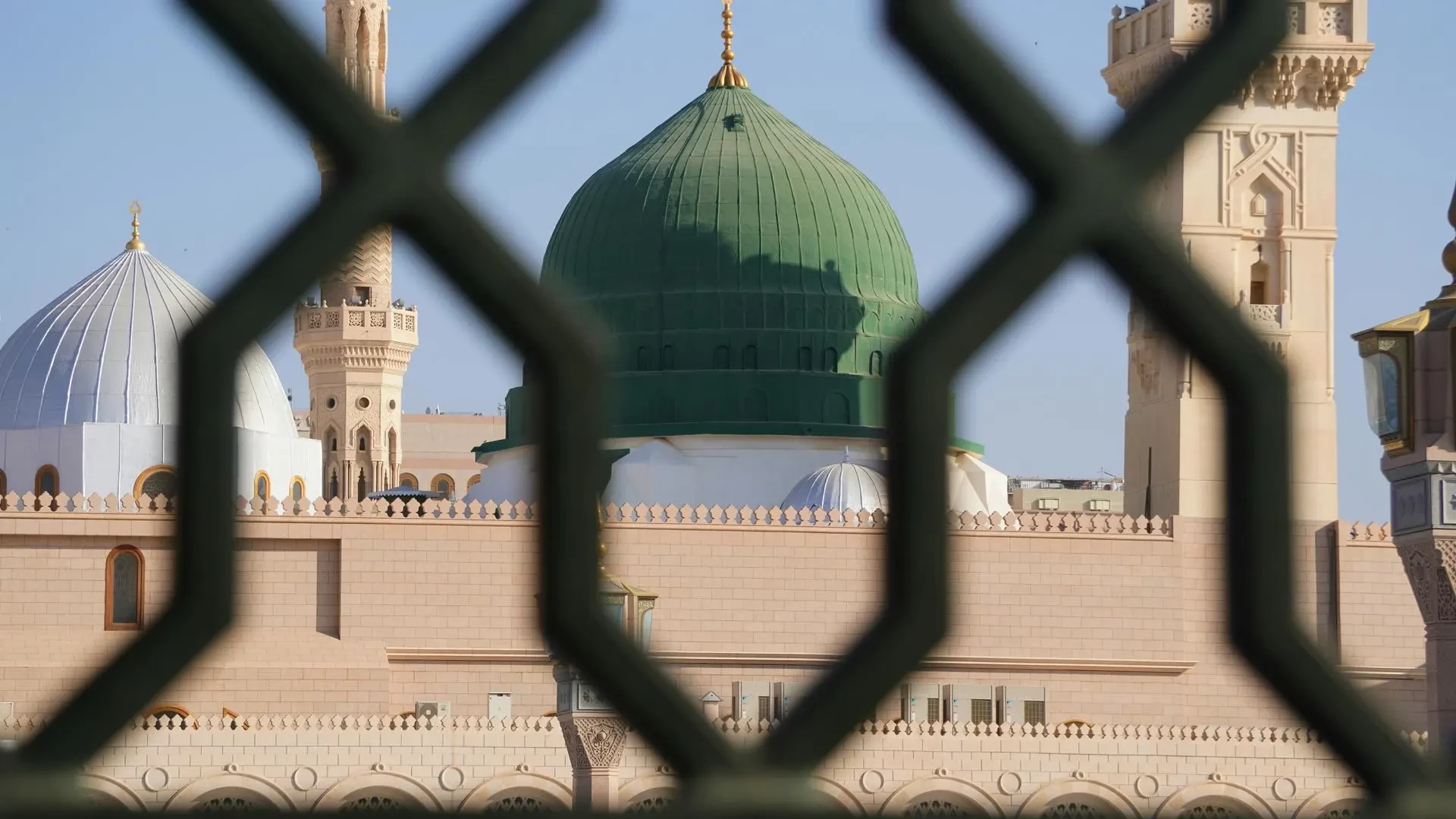 Pintu Masjid Nabawi, Ingat Kode Nomor & Warnanya!